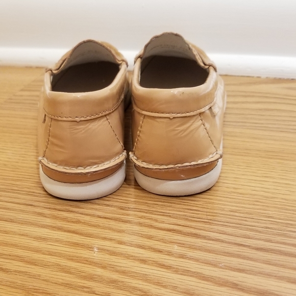 Cole Haan Nude Patent Pinch Maine Classic Loafer - Picture 4 of 10